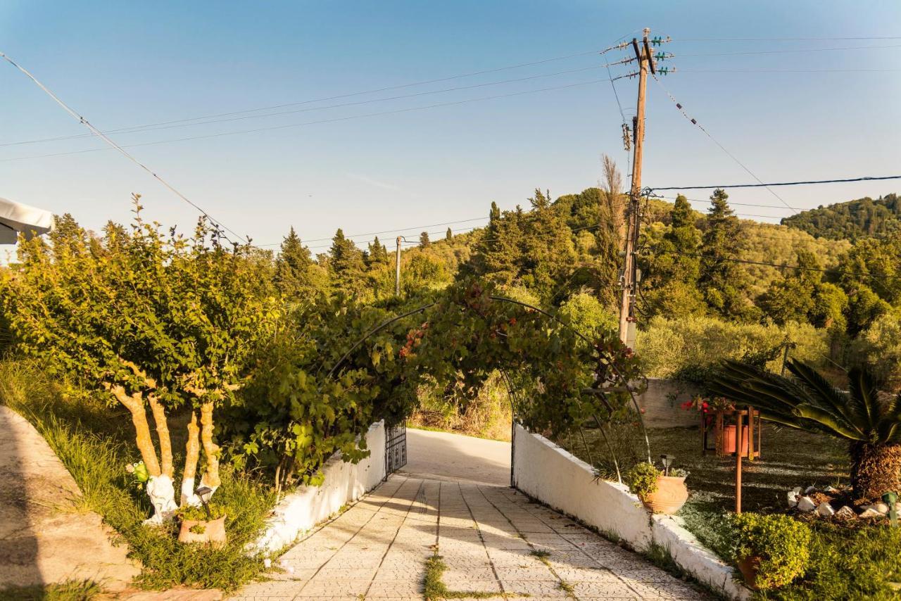Corfu Country House Vitaládes エクステリア 写真