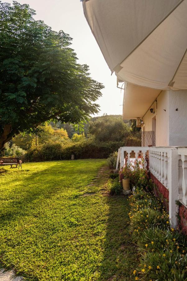 Corfu Country House Vitaládes エクステリア 写真