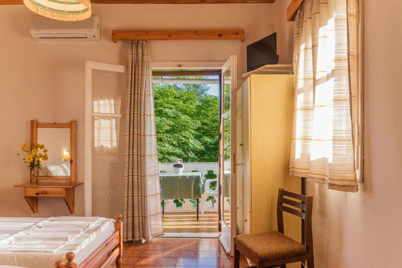 Corfu Country House Vitaládes エクステリア 写真