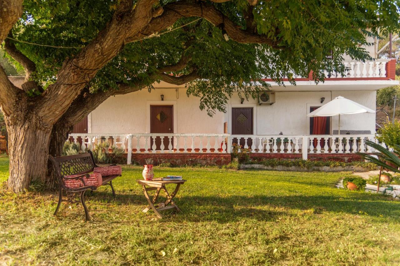 Corfu Country House Vitaládes エクステリア 写真