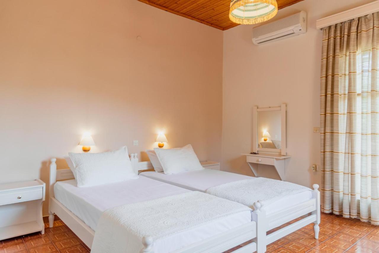 Corfu Country House Vitaládes エクステリア 写真